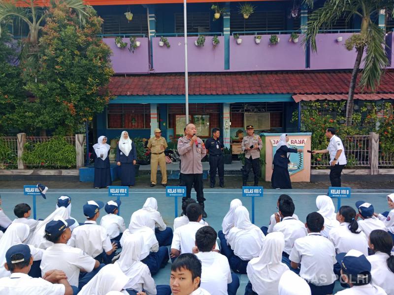 Mengelola Konflik Remaja di Sekolah: Dari Mediasi hingga Pencegahan Dini