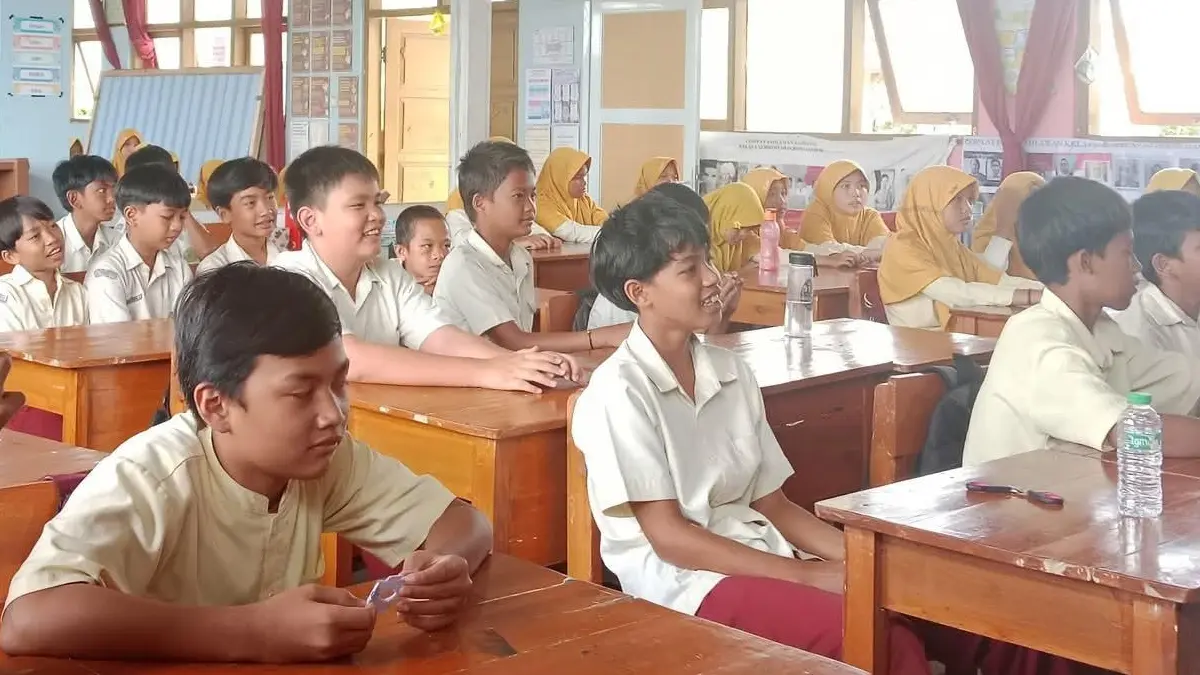 Kalau Nilai Jadi Patokan Segalanya, Siapa yang Berani Jadi Berbeda?