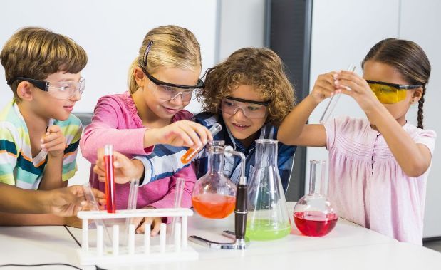 Sekolah Eksperimen: Laboratorium Kreatif untuk Semua Mata Pelajaran